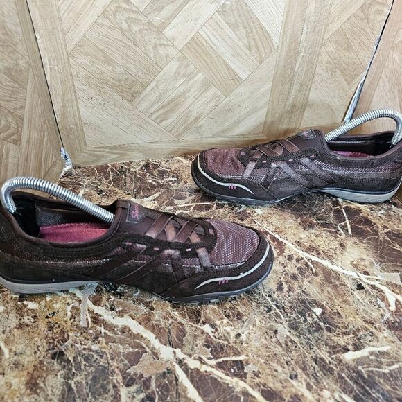 Skechers women's Relaxed fit plus memory foam slip-on shoes size 8.5.   260 - Picture 3 of 11